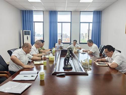 学院党委举行党委理论学习中心组2026年第四次集体学习